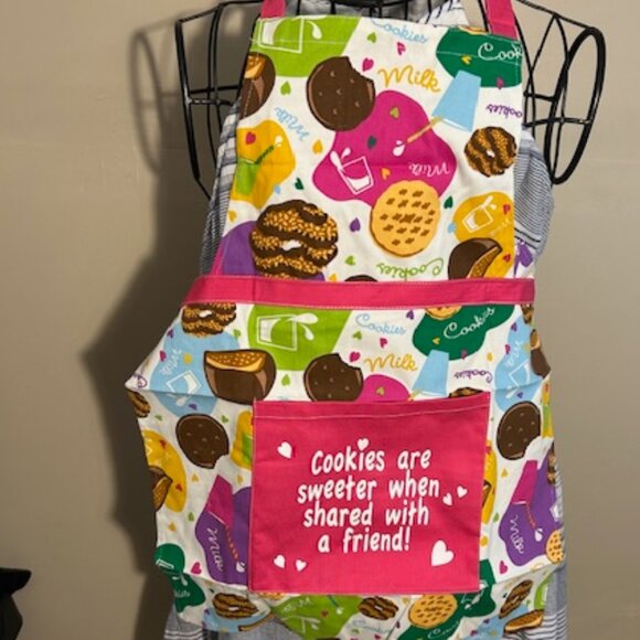 NEW girl scout cookie apron pink sweet fits most - Picture 1 of 4